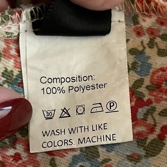 SHEIN Curve Floral Tie Front Plus Size Blouse - Picture 6 of 7